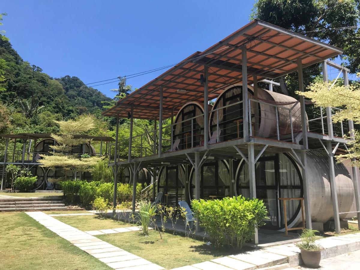 Go Deeper Tioman Hotel Ngoại thất bức ảnh